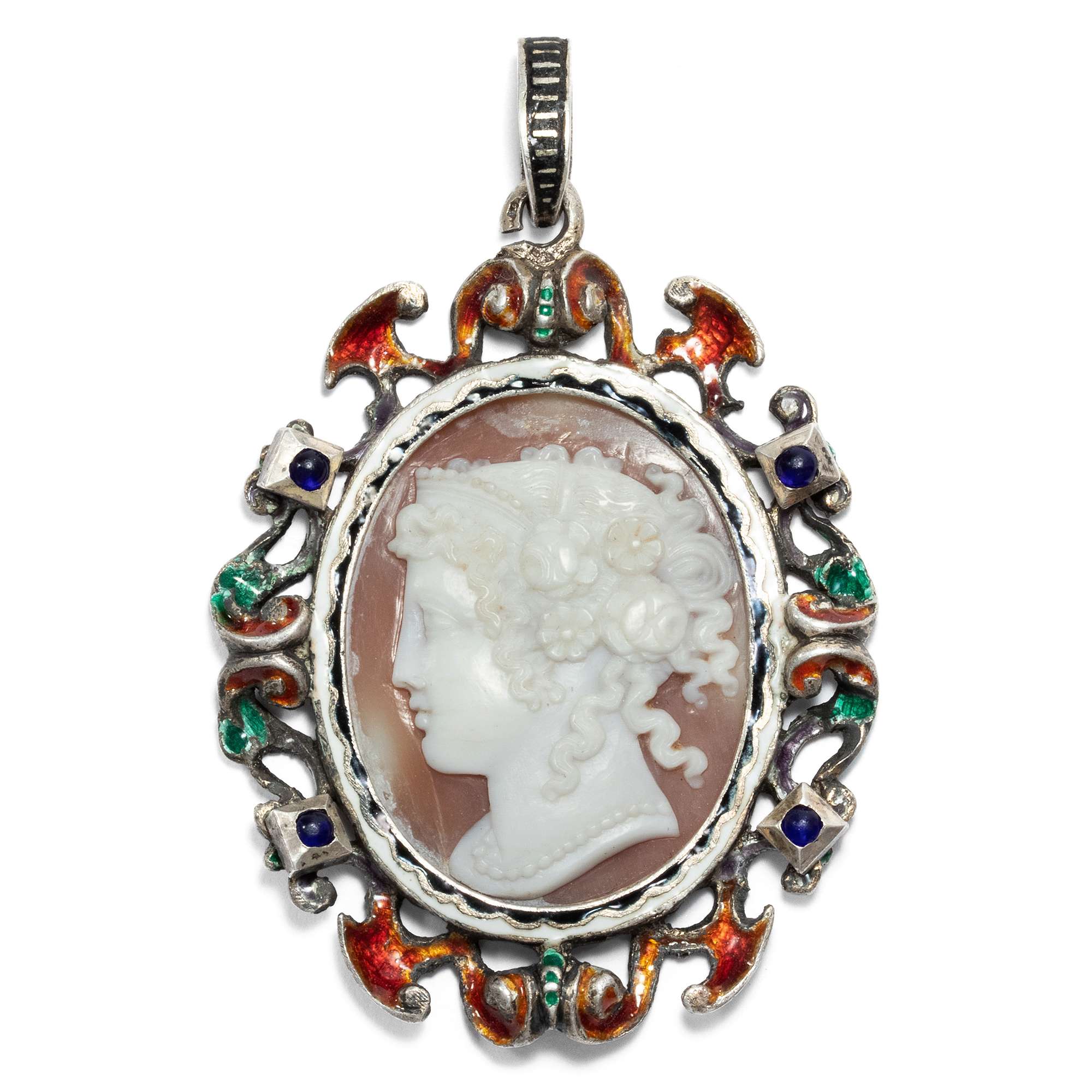 603533-hofer-antikschmuck-Antiker-Anhaenger-aus-emailliertem-Silber-mit-Gemme-der-Flora-um-1870-Erinnerung-an-Holbeins-Zeiten