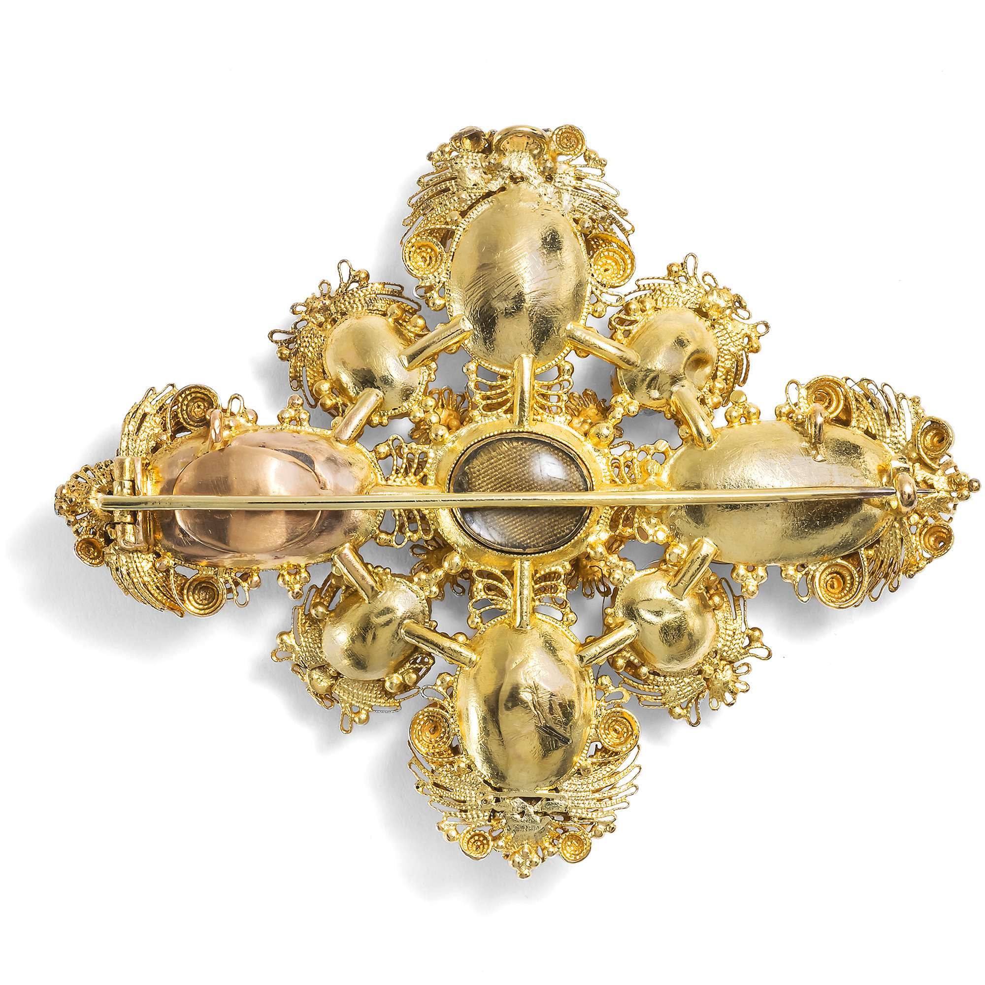 609946-hofer-antikschmuck-Grosse-Brosche-mit-Imperialtopasen-in-Cannetille-aus-Gold-um-1825-Kostbarkeit-aus-Brasilien_3