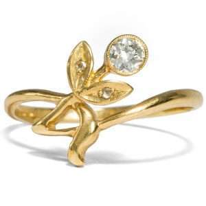 610547-hofer-antikschmuck-Goldring-in-Jugendstil-Formen-mit-Altschliff-Diamant-aus-unserer-Werkstatt-Fruehjahrserwachen_1