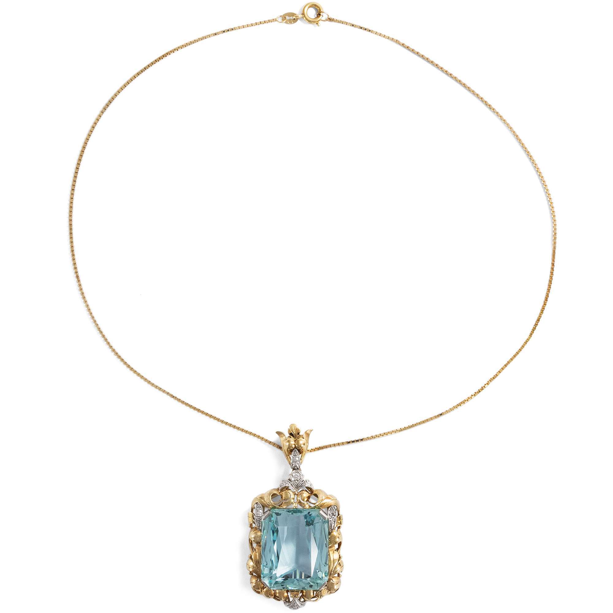 616442-hofer-antikschmuck-yPrachtvoller-Aquamarin-und-Diamant-Anhaenger-des-Art-Deco-1930er-Jahre-Wenn-die-Buerger-schlafen-geh-n-_5