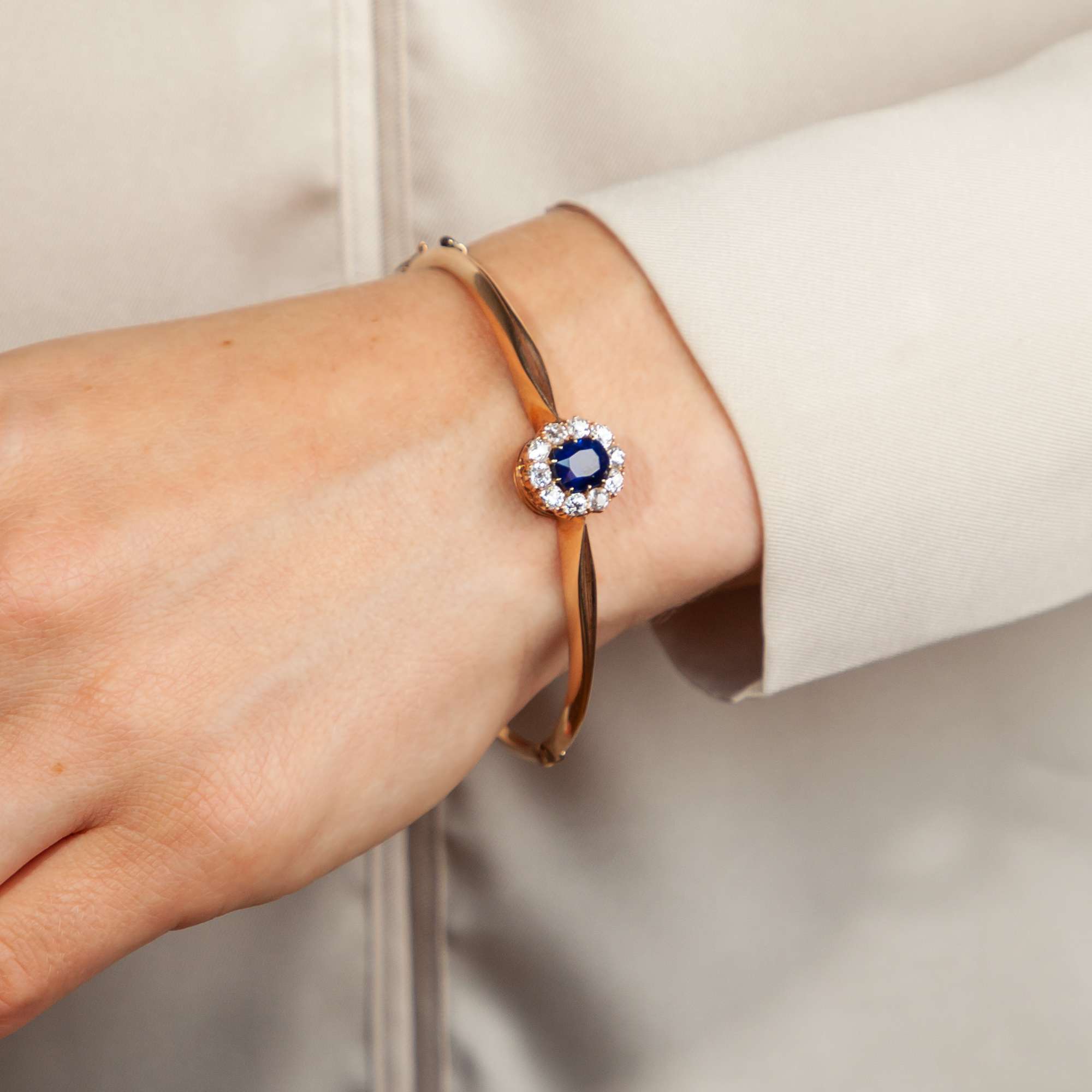 618014-hofer-antikschmuck_7