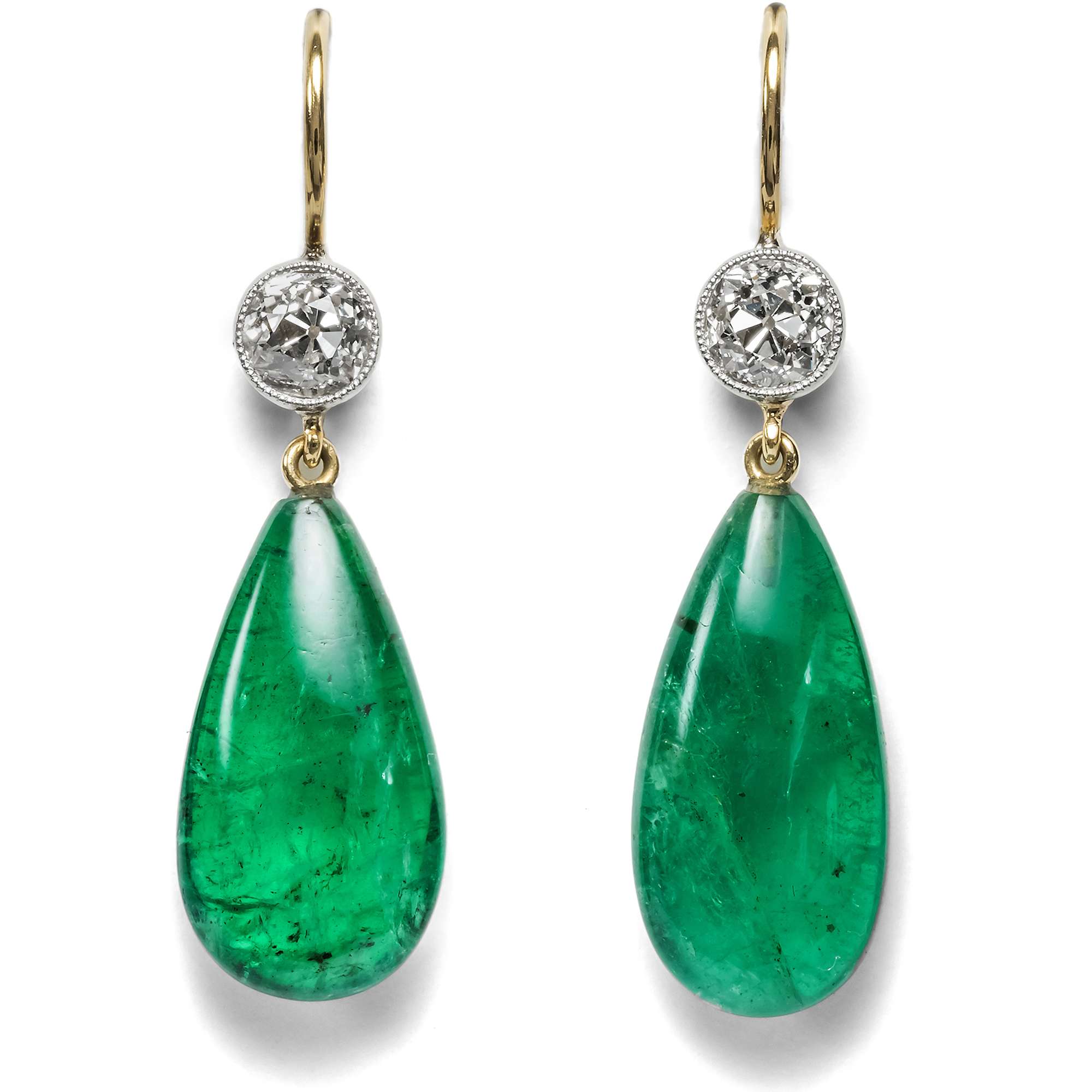 621687-hofer-antikschmuck-Prachtvolle-Smaragd-und-Diamant-Ohrringe-aus-antiken-Elementen-um-1910-2023-Fruehling-in-der-Stadt