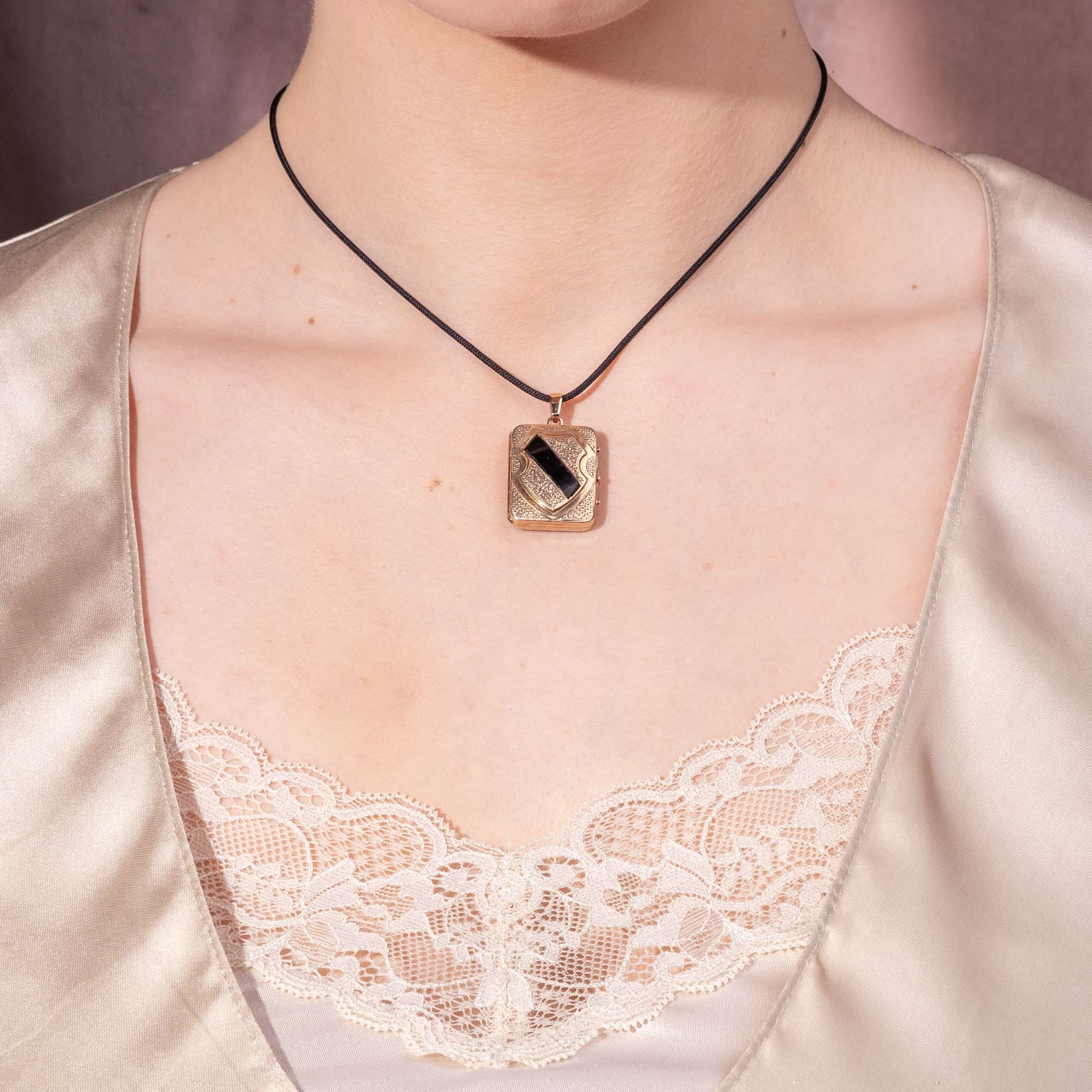 623974-hofer-antikschmuck