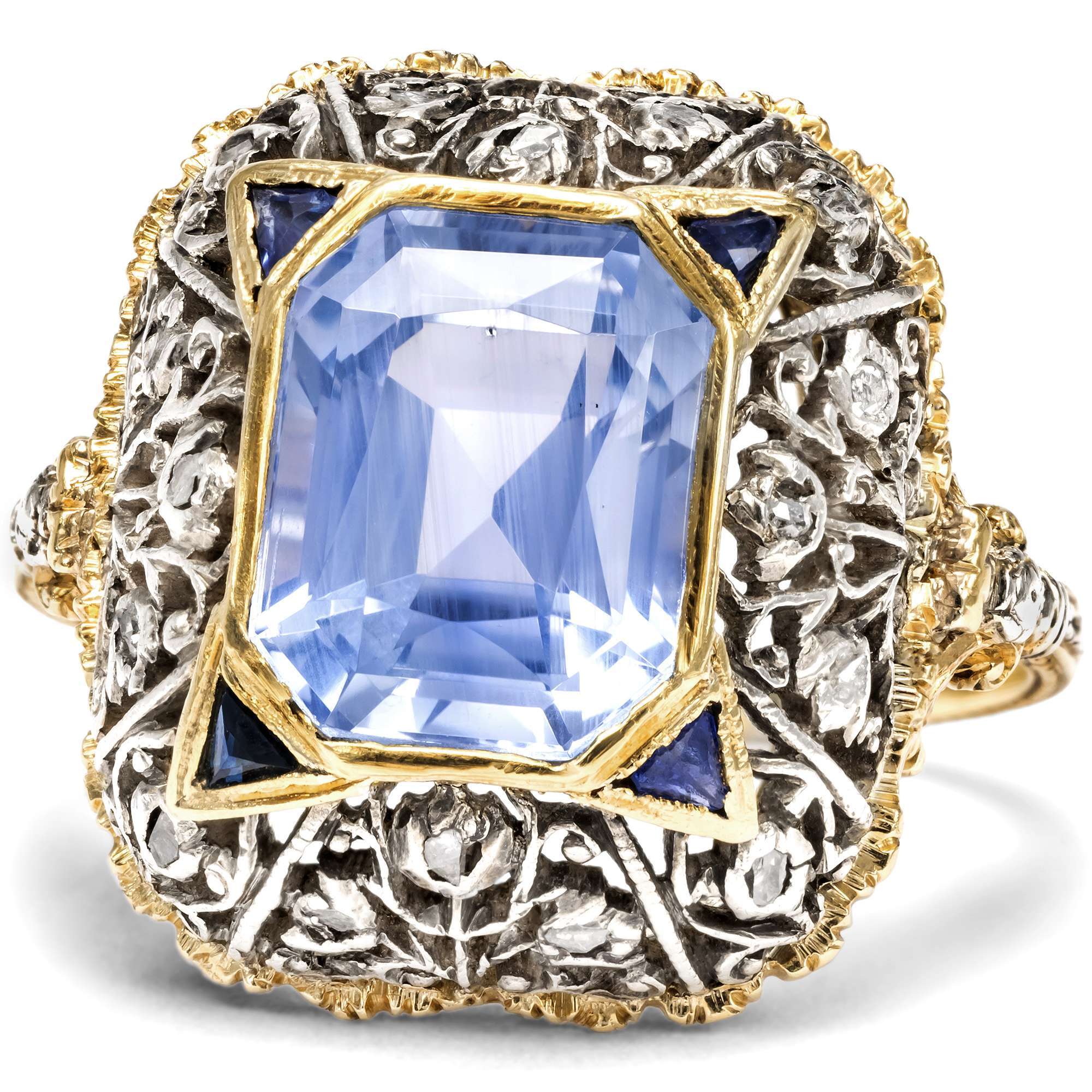 625085-hofer-antikschmuck-Wunderschoener-Ring-mit-unbehandeltem-Saphir-in-Silber-und-Gold-1930er-Jahre-Ein-verwunschener-Garten_5