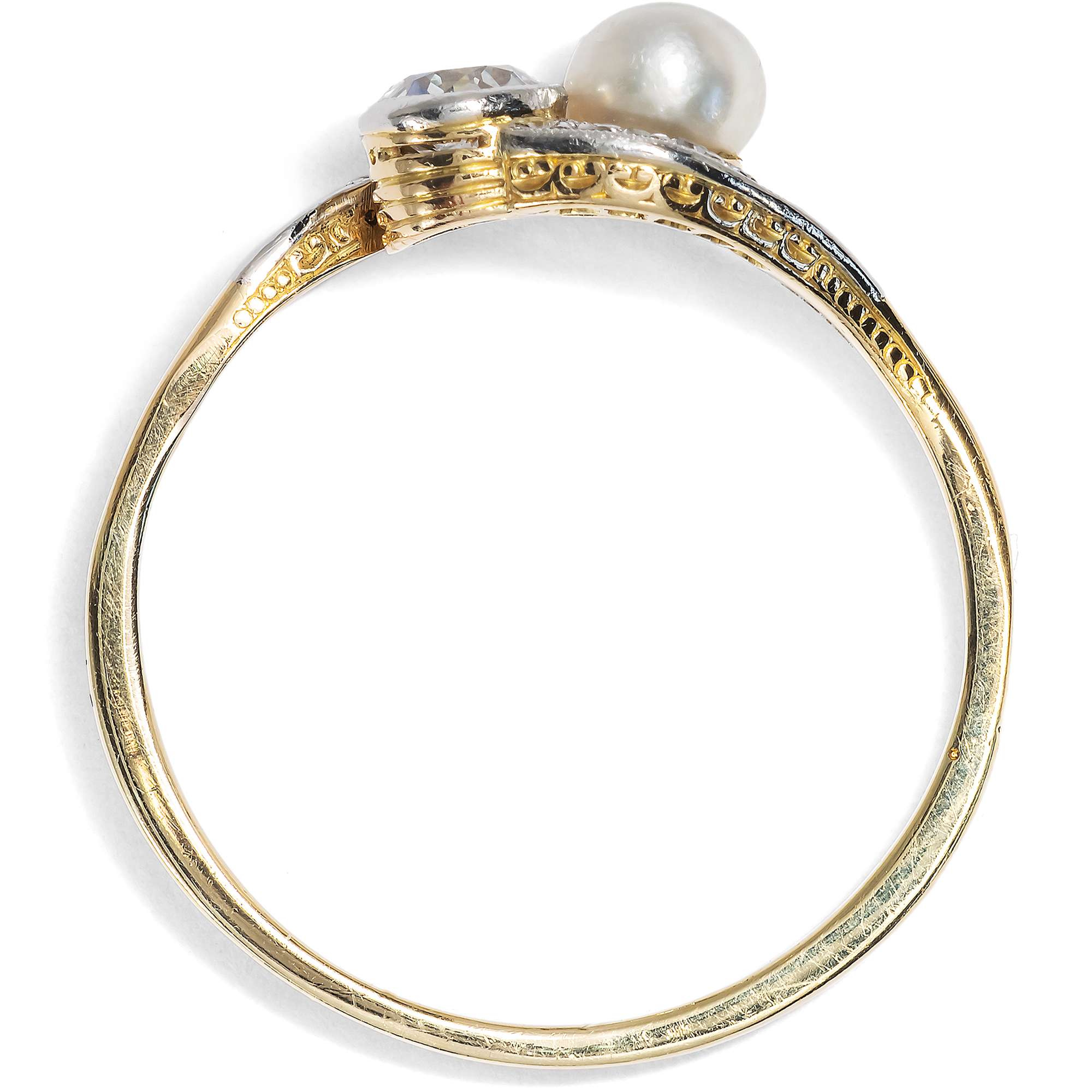625609-hofer-antikschmuck-Eleganter-antiker-Toi-et-Moi-Ring-mit-Naturperle-und-Diamanten-um-1910-Kostbarkeiten-aus-der-Tiefe_3