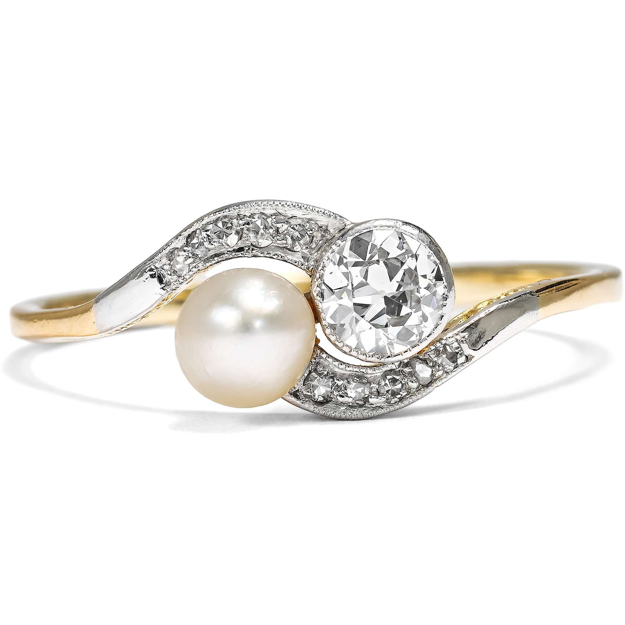 625609-hofer-antikschmuck-Eleganter-antiker-Toi-et-Moi-Ring-mit-Naturperle-und-Diamanten-um-1910-Kostbarkeiten-aus-der-Tiefe_4