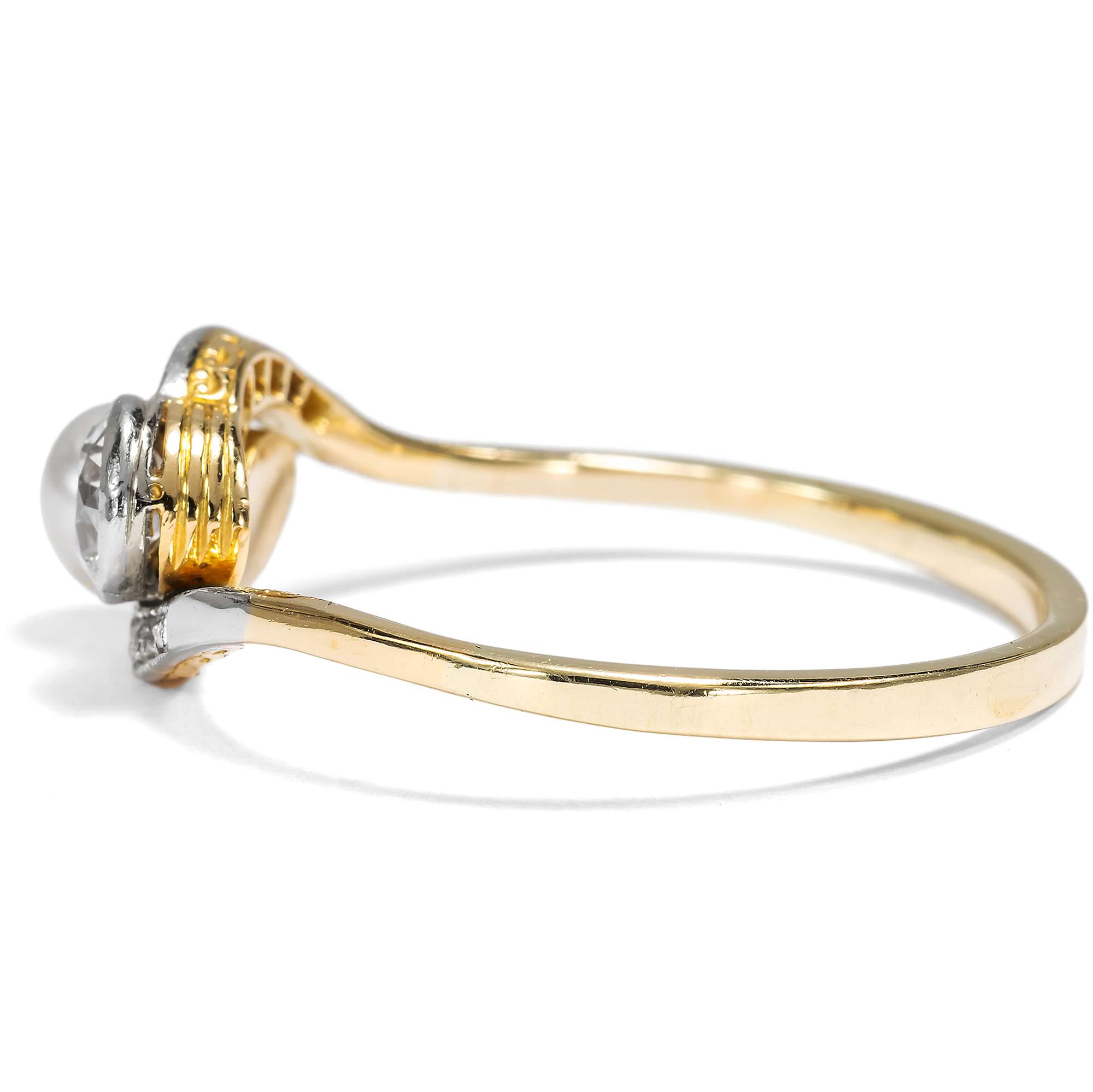 625609-hofer-antikschmuck-Eleganter-antiker-Toi-et-Moi-Ring-mit-Naturperle-und-Diamanten-um-1910-Kostbarkeiten-aus-der-Tiefe_5