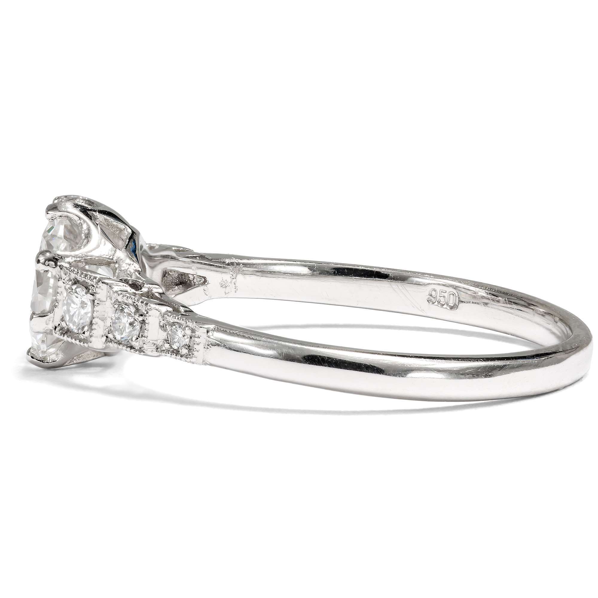 627354-hofer-antikschmuck-Eleganter-Platin-Ring-mit-0-98-ct-Brillant-Solitaer-um-1965-2025-Stangers-in-the-night_5